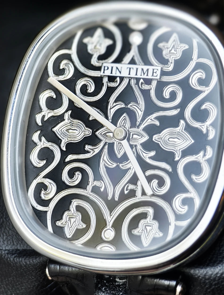 Men Watches Hand Accessories Black Watch with Arabic Pattern Engraving Craftsmanship Gentleman Elegant Men Quartz Wristwatch