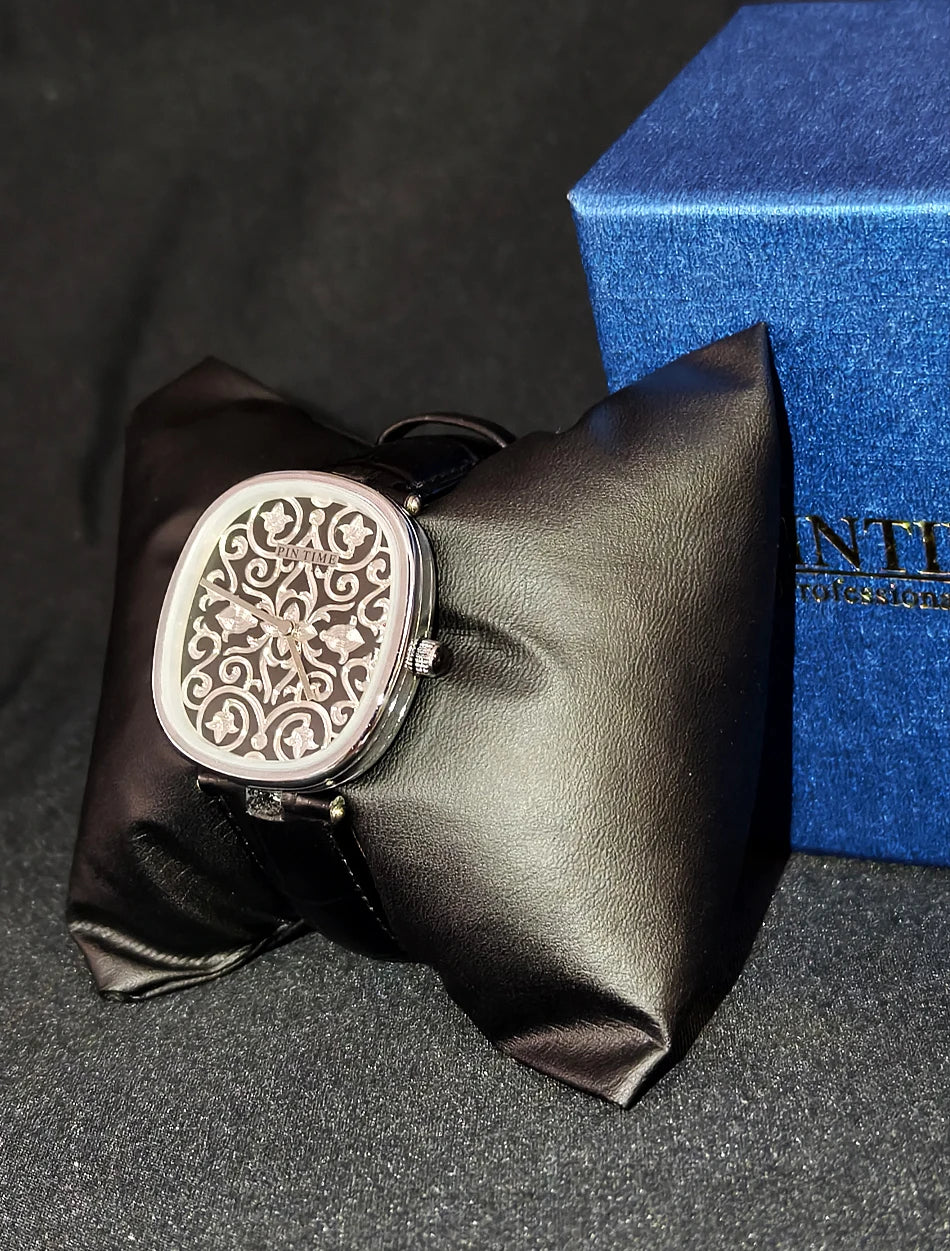 Men Watches Hand Accessories Black Watch with Arabic Pattern Engraving Craftsmanship Gentleman Elegant Men Quartz Wristwatch