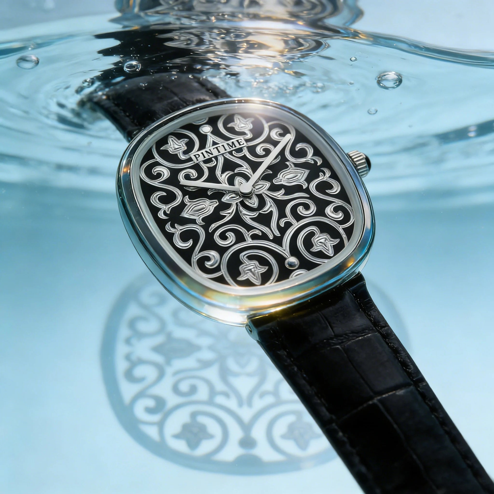 Men Watches Hand Accessories Black Watch with Arabic Pattern Engraving Craftsmanship Gentleman Elegant Men Quartz Wristwatch
