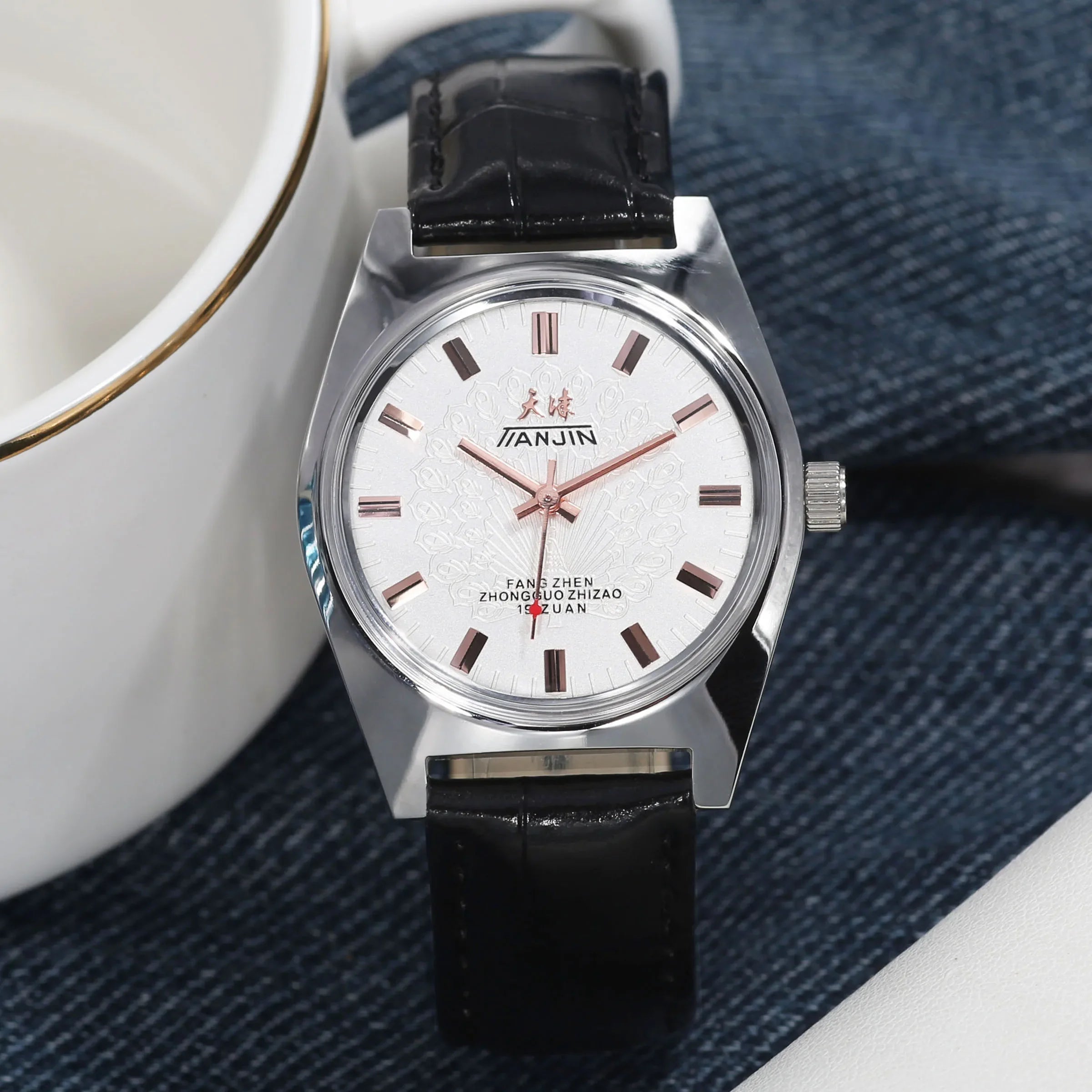 Men’s Hand-Wind Mechanical Watch 7120 Waterproof Bauhaus Design Watch for Men Wholesale
