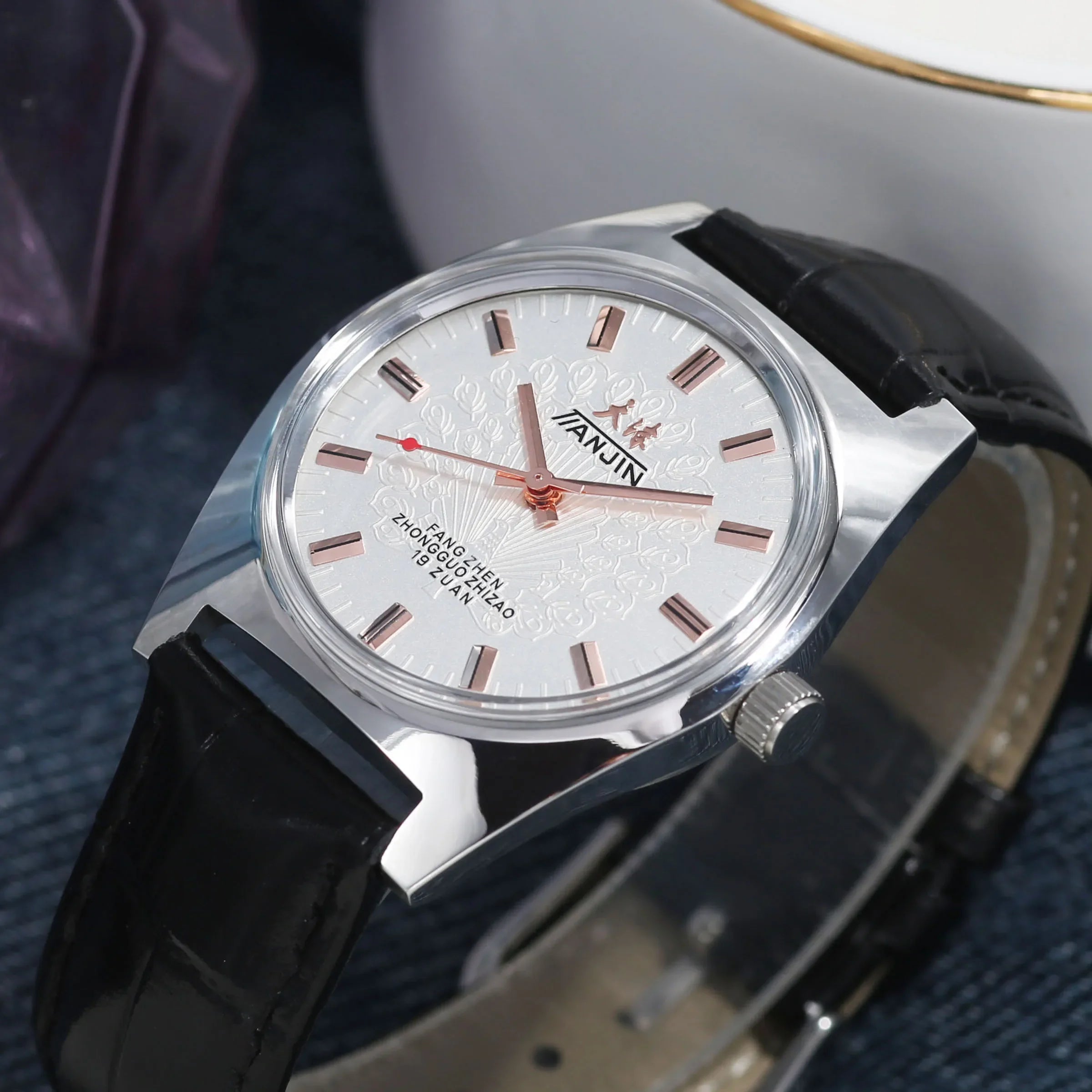 Men’s Hand-Wind Mechanical Watch 7120 Waterproof Bauhaus Design Watch for Men Wholesale