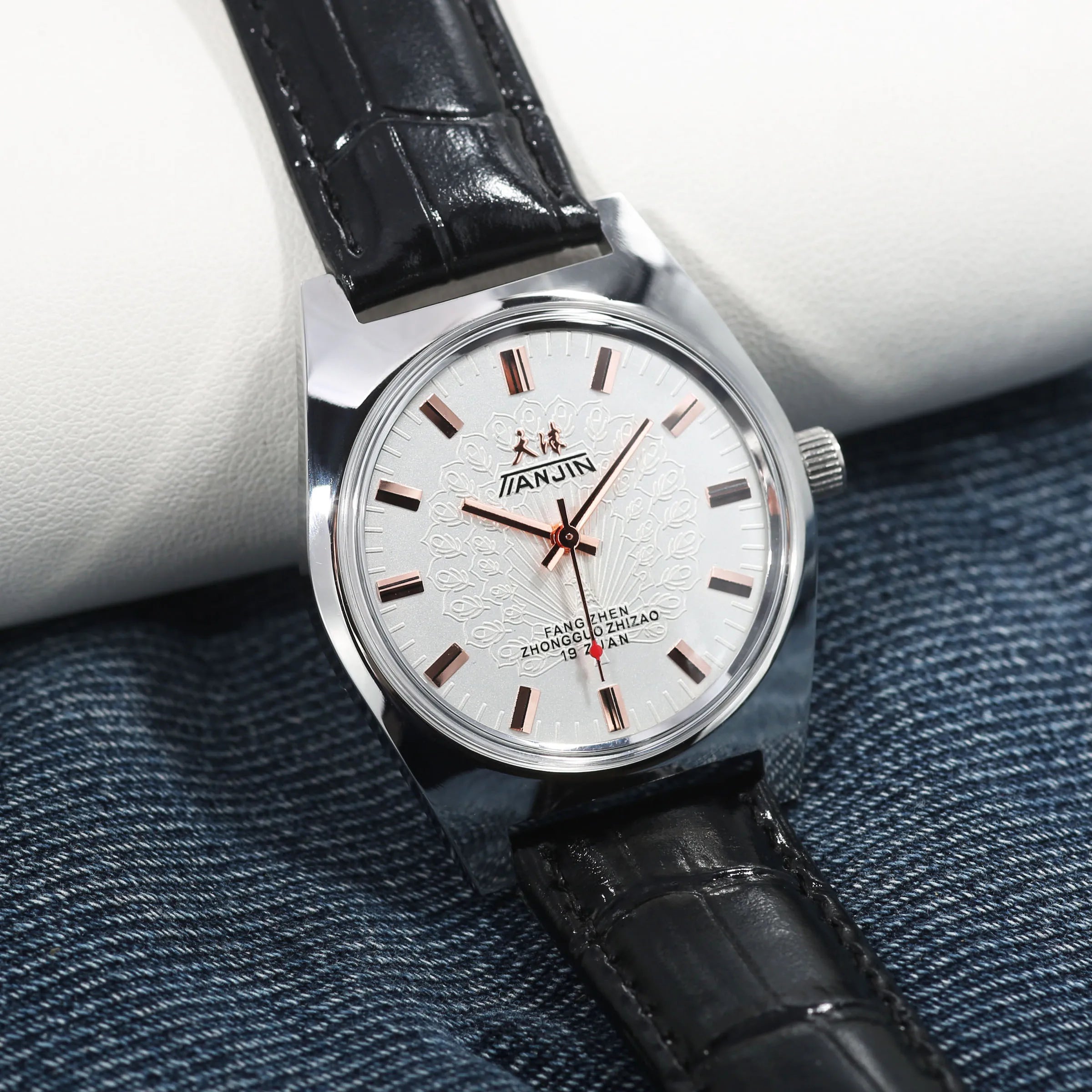 Men’s Hand-Wind Mechanical Watch 7120 Waterproof Bauhaus Design Watch for Men Wholesale